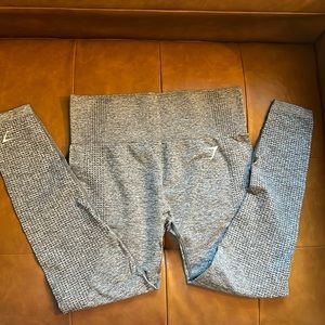 Gymshark 🦈 size medium, gray, vital seamless leggings